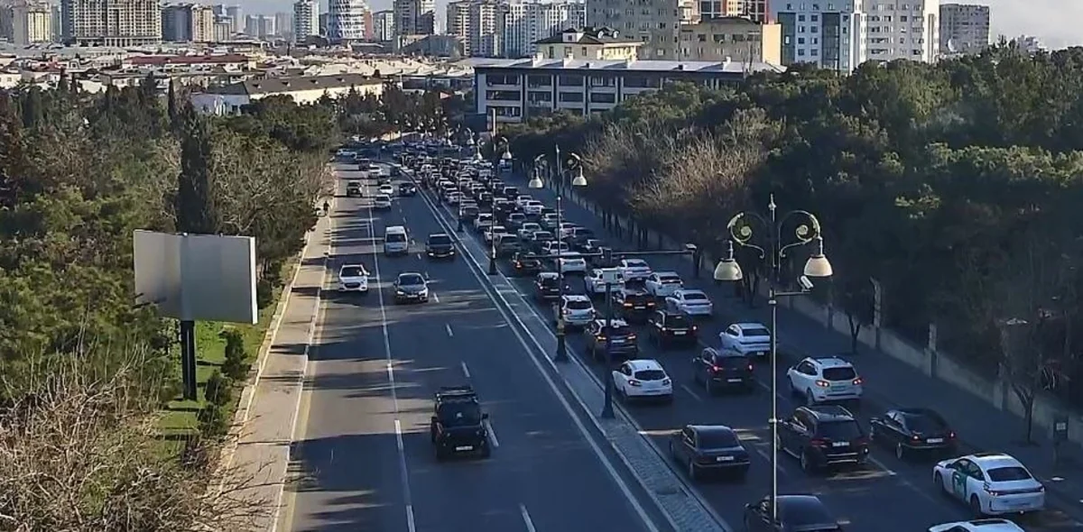 Bakının bu küçələrində sıxlıq var - SİYAHI