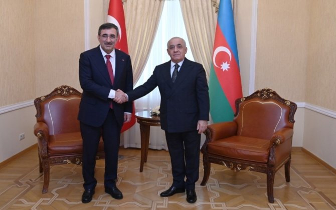 Али Асадов обсудил с Джевдетом Йылмазом расширение азербайджано-турецкого сотрудничества