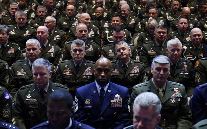 Пентагон снял с должностей еще двух генералов армии