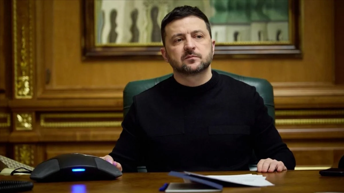 Zelenski üçtərəfli danışıqların yolunu tapdı