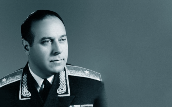 Heydər Əliyev xüsusi xidmət orqanlarımızı milliləşdirməklə ölkəmizi hansı bəlalardan hifz edib?