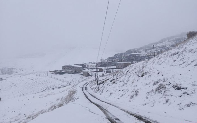 В ряде регионов Азербайджана пошел снег