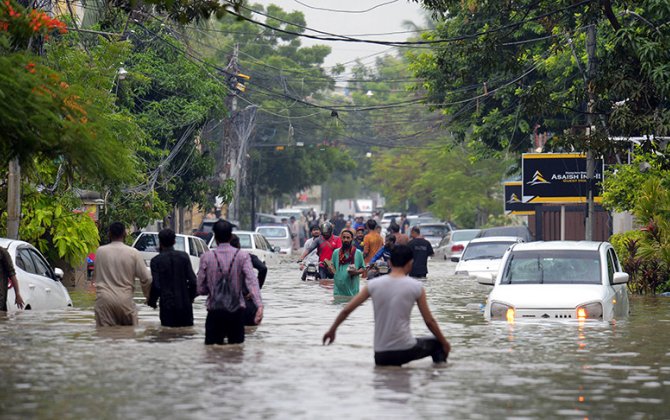 Число жертв наводнений на северо-западе Пакистана достигло 45