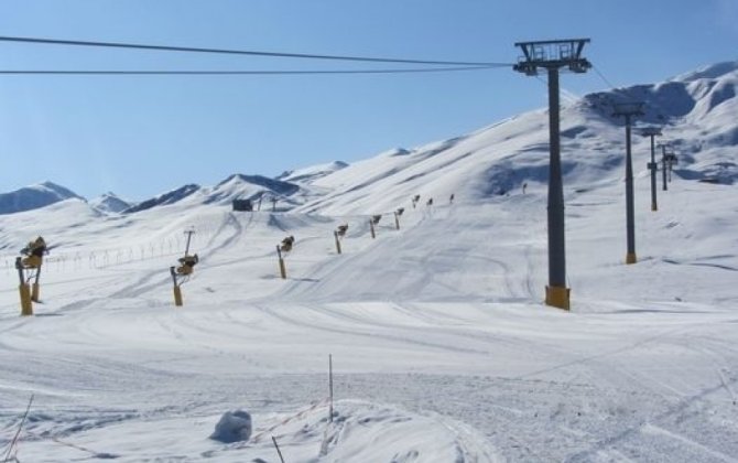 Высота снежного покрова на Шахдаге составляет 1 м 24 см