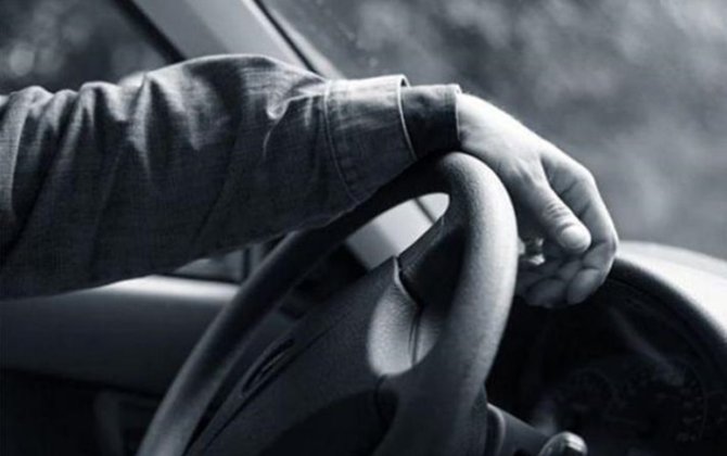 54 yaşlı sürücü sükan arxasında öldü