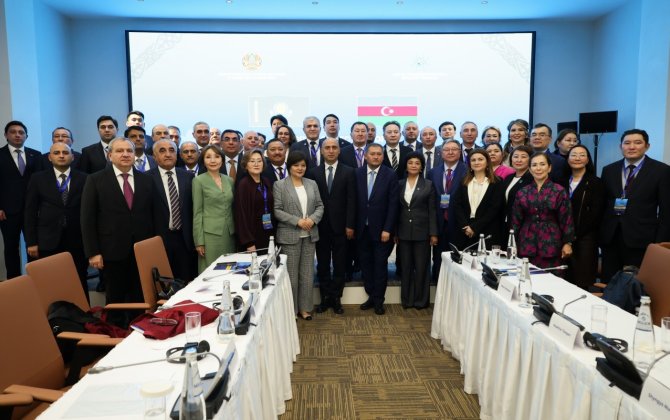 BDU rektoru Qazaxıstanda forumda iştirak edib - FOTOLAR