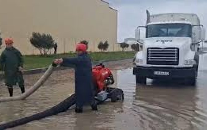 МЧС ликвидирует последствия ливней