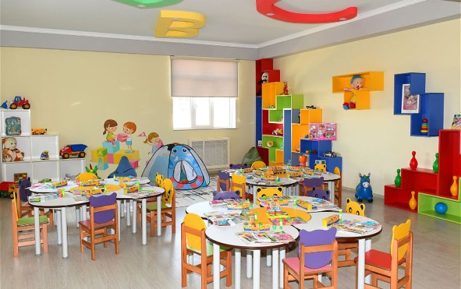 Детсады ищут новых воспитателей