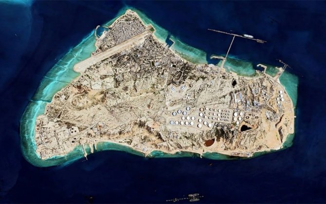 США и Израиль нанесли удары по острову Харк