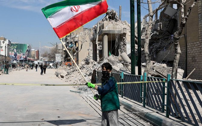 Иранцы собираются у объектов инфраструктуры, по которым намерены бить США - ОБНОВЛЕНО