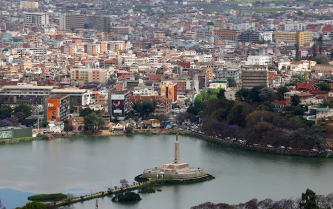 Madaqaskarda fövqəladə vəziyyət tətbiq edilib