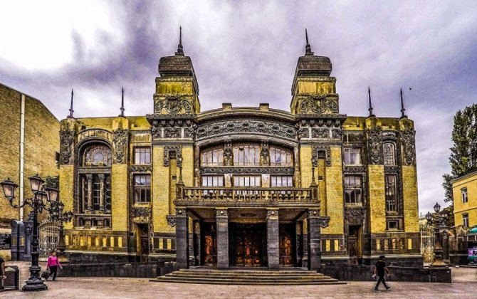 Opera və Balet Teatrında solistlərlə bağlı məsələyə aydınlıq gətirilib