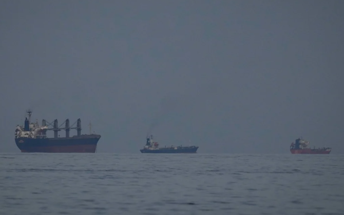 Media: İsrailin Livana zərbələrindən sonra İran Hörmüz boğazını bağlayıb