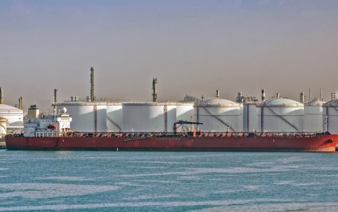 СМИ: Япония планирует высвободить из резервов 20-дневный запас нефти