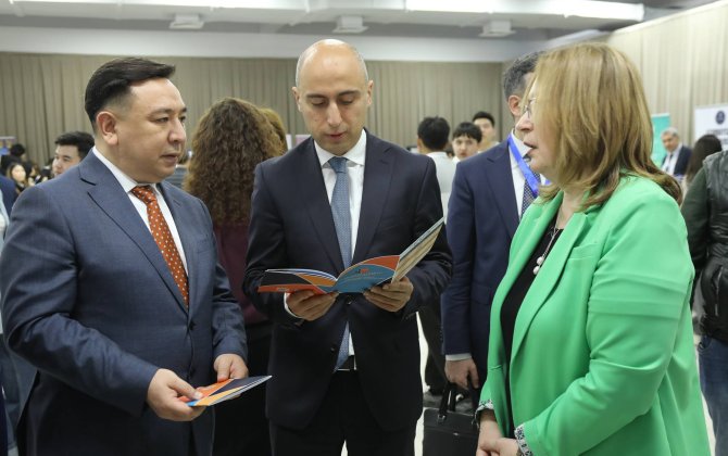 “Qazaxıstan müəllimi nüfuzdan salmaqla yox, onun sosial statusunu yüksəltməklə təhsil islahatı apardı...”-EKSPERT 