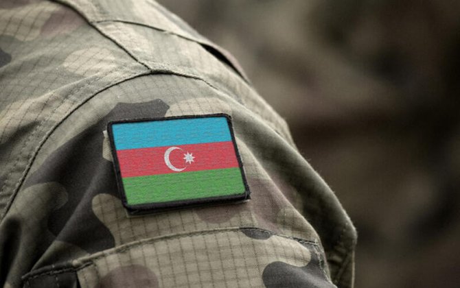 В Азербайджане сокращен срок сверхсрочной службы для женщин-военнослужащих
