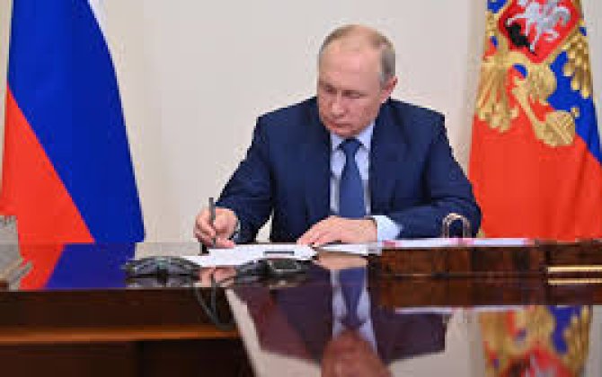 Путин подписал закон о наказании за отрицание геноцида советского народа