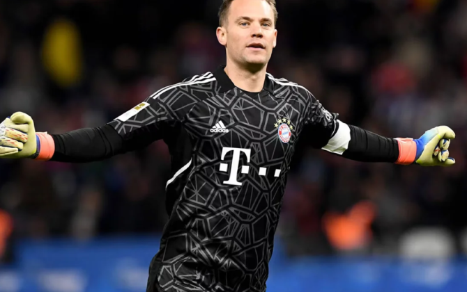 Manuel Noyer Çempionlar Liqasında həftənin ən yaxşı futbolçusu seçilib