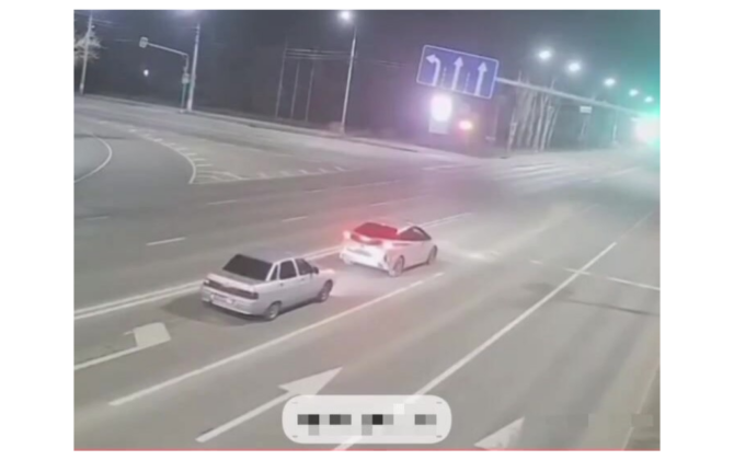 341 sürətlə gəlib maşına ÇIRPILDI - ANBAAN VİDEO