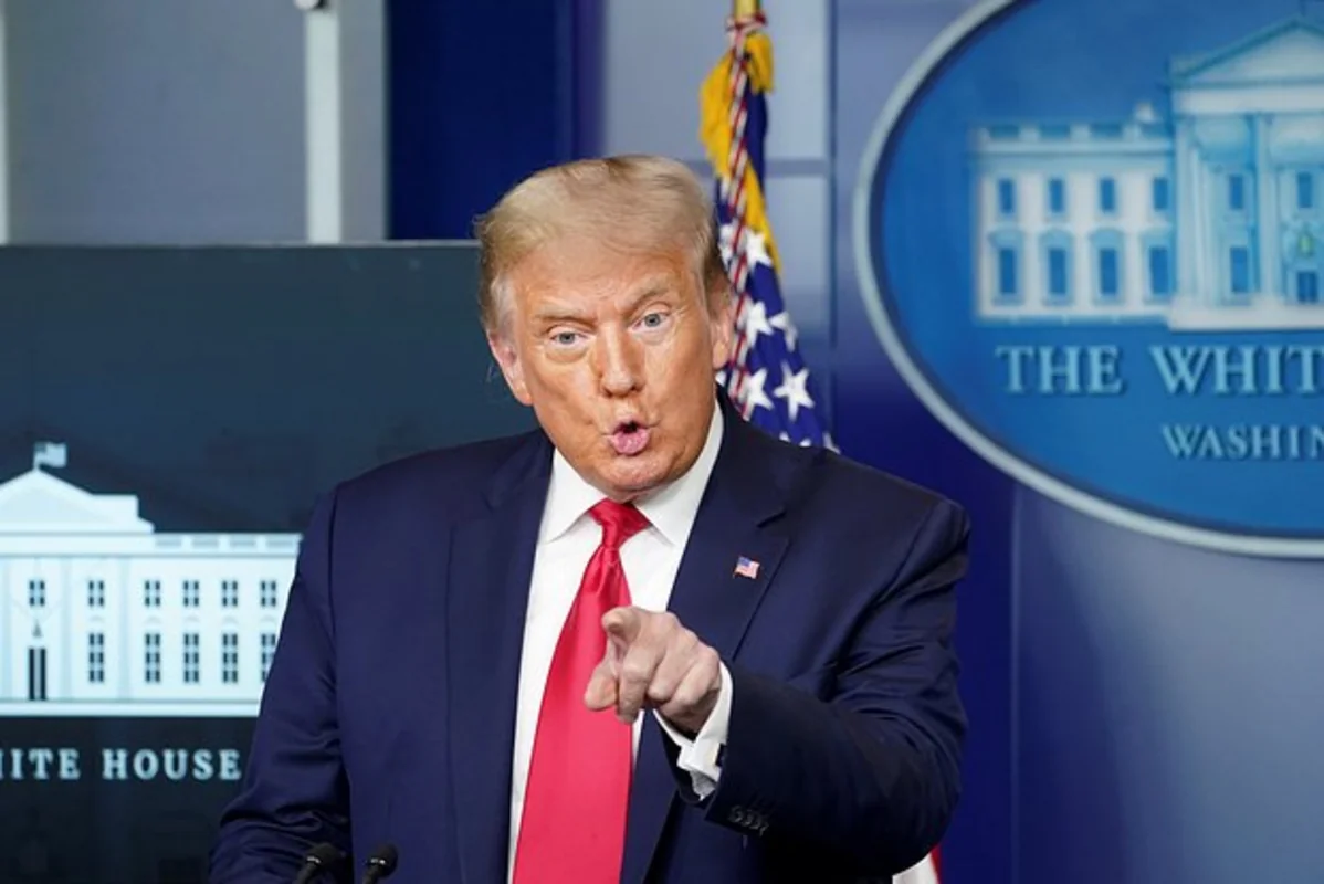 Tramp Hörmüz boğazı ilə bağlı təcili olaraq NATO-ya müraciət edib