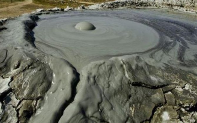 Abşeronda palçıq vulkanı püskürdü - FOTO