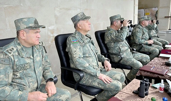 Закир Гасанов проинспектировал ход тактических учений с боевой стрельбой-ФОТО