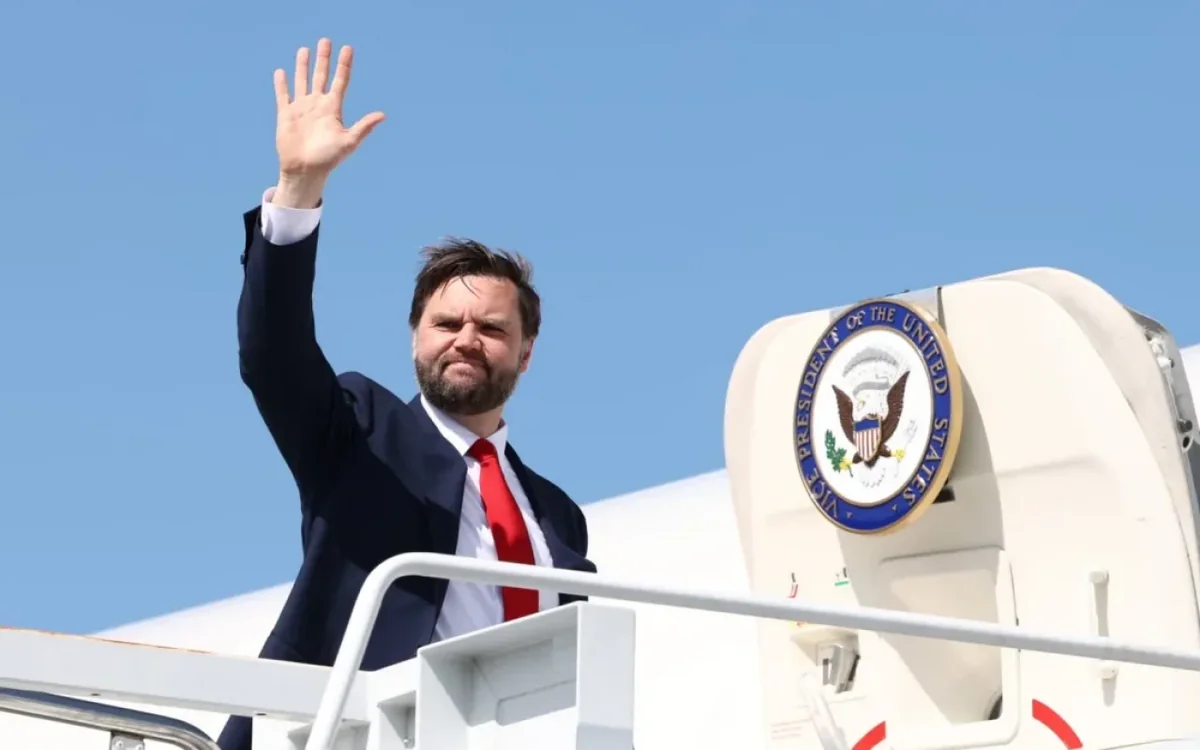 ABŞ nümayəndə heyəti İranla danışıqlara gedir