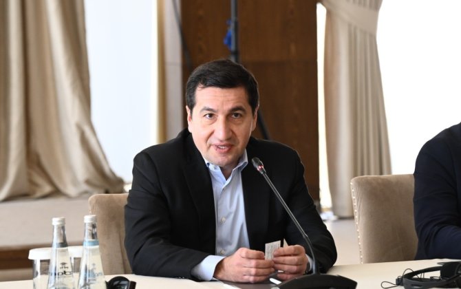 Hikmət Hacıyev Ermənistan vətəndaş cəmiyyətinin nümayəndələri ilə görüşüb - FOTO