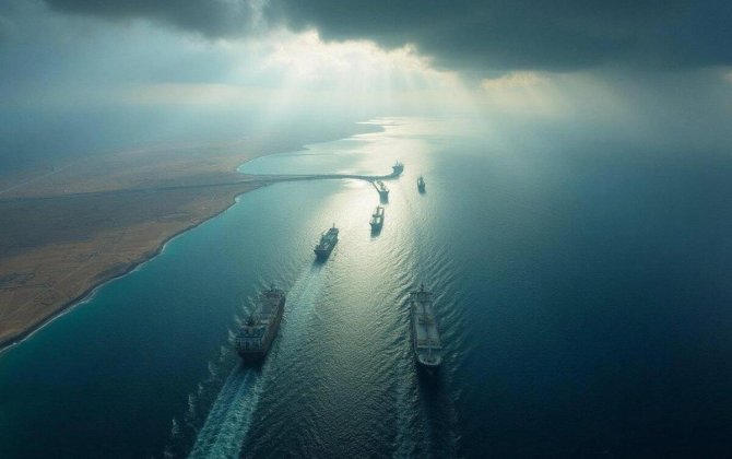 Hörmüz boğazını keçmək istəyən iki tanker niyə geri dönüb?