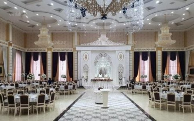 Во дворце торжеств скончался 35-летний мужчина