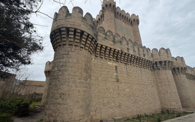 Исторический замок в Баку оказался под угрозой