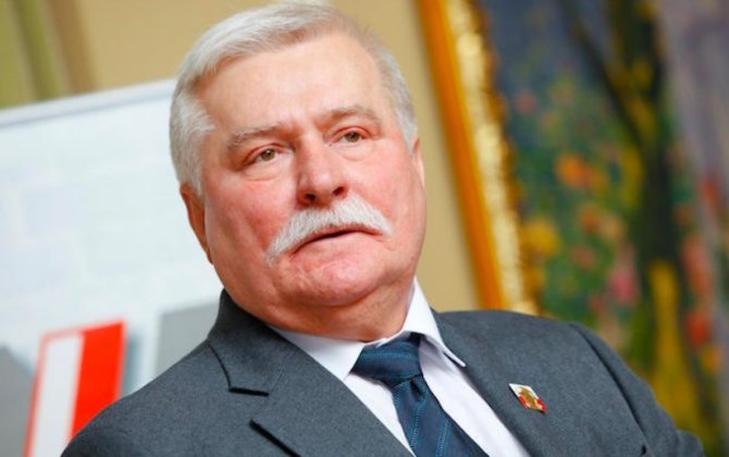 Экс-президент пожаловался на нехватку пенсии