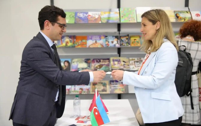 Ölkəmiz Boloniyada beynəlxalq sərgidə təmsil olunur - FOTOLAR