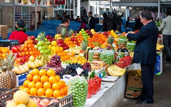 В Азербайджане сносят известный рынок