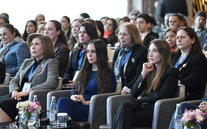 В Баку открылась конференция СВМДА по роли женщин