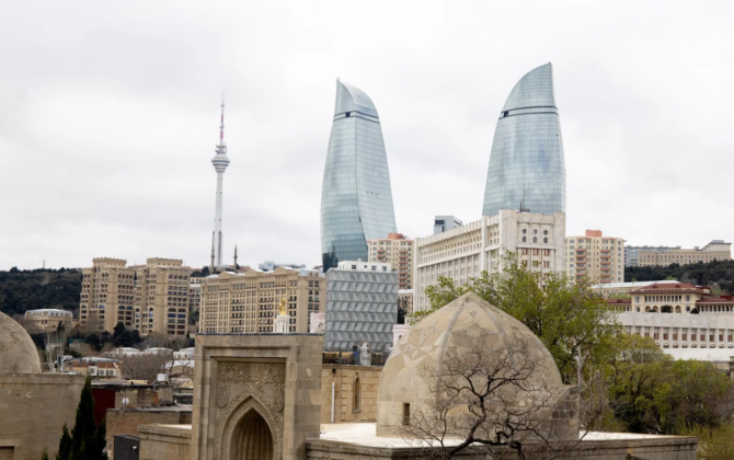 Litva hökumətinin fotoqrafı Bakının şəkillər çəkib - FOTO