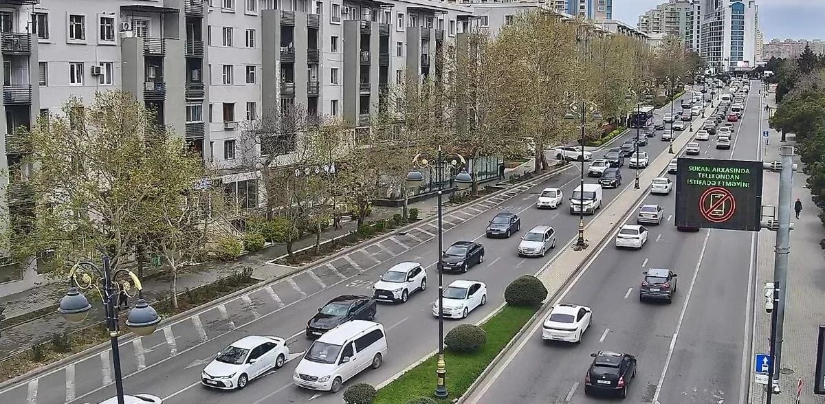 Bakının bu küçələrində sıxlıq var - SİYAHI