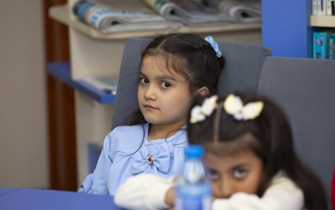 “Uşaq hüquqları haqqında” yeni qanun təsdiqlənib, məlumat bankı yaradılacaq