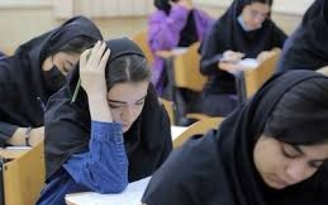 В Иране школы готовятся перейти на дистанционное обучение