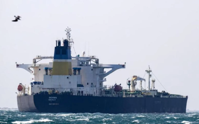 Fransa Rusiyanın kölgə donanması ilə əlaqəli tankerini sərbəst buraxıb