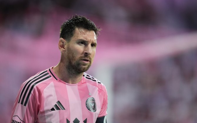 Messi “Kornelya” klubunu satın alıb