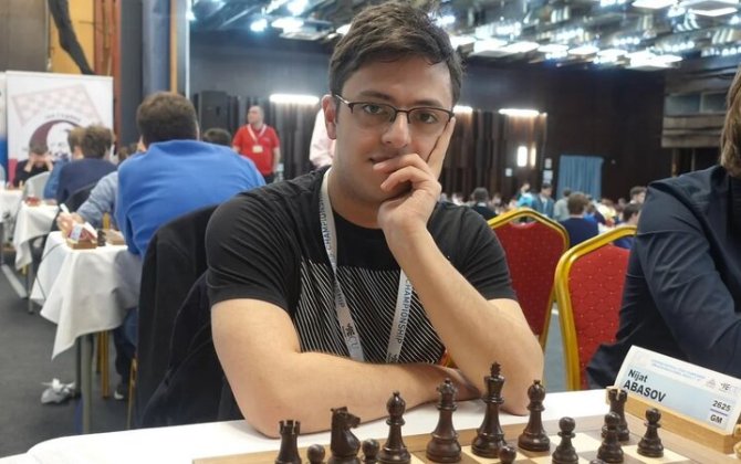 Nicat Abasov liderliyə yüksəldi