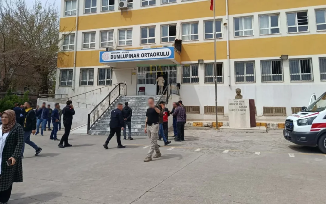 Məktəbdə insident - Valideyn müəllimə bıçaqla hücum etdi