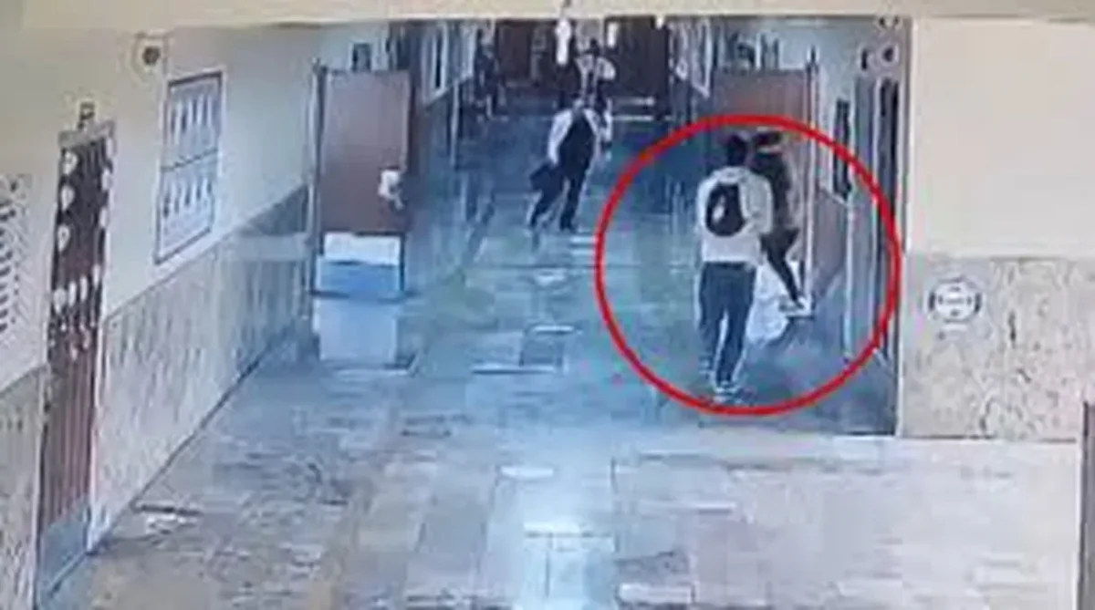 Türkiyədə məktəblərə hücumla bağlı 400-dən çox şəxs saxlanılıb