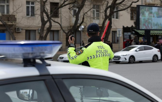 Yol polisi hava şəraiti ilə bağlı sürücülərə müraciət edib
