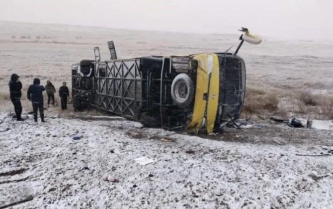 В РФ автобус с туристами из Китая попал в ДТП, два человека погибли