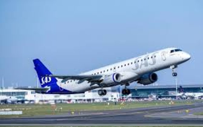 Bloomberg: Авиакомпании начали сокращать рейсы из-за роста цен на топливо