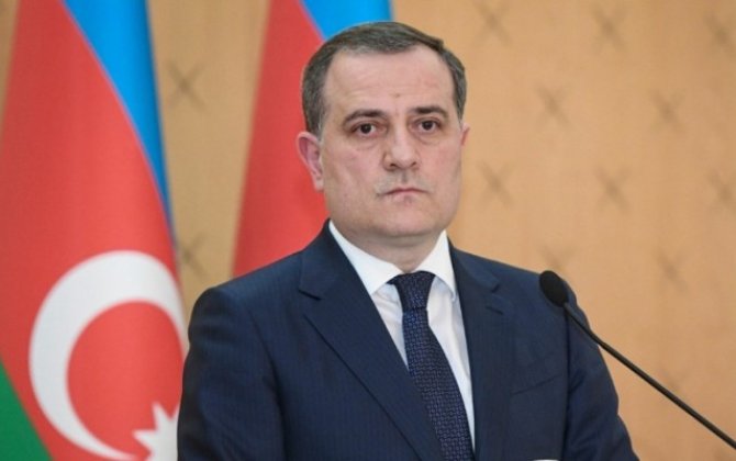 Ceyhun Bayramov Tailanda getdi