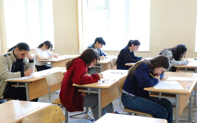 DİM bu gün yeddi imtahan keçirdi, doqquz nəfərdə telefon aşkarlandı