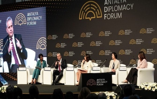 Antalya Diplomatiya Forumu çərçivəsində “Mədəni diplomatiya” paneli keçirildi